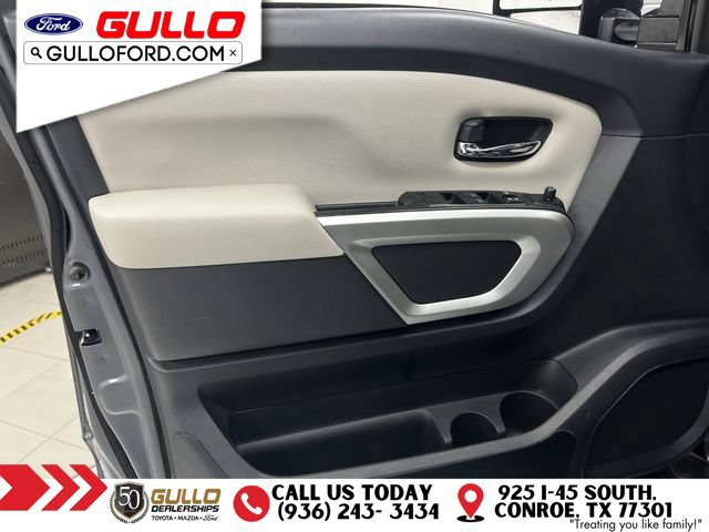 Used 2023 Nissan Titan SV w/ SV Convenience Package AWD/4WD image 18