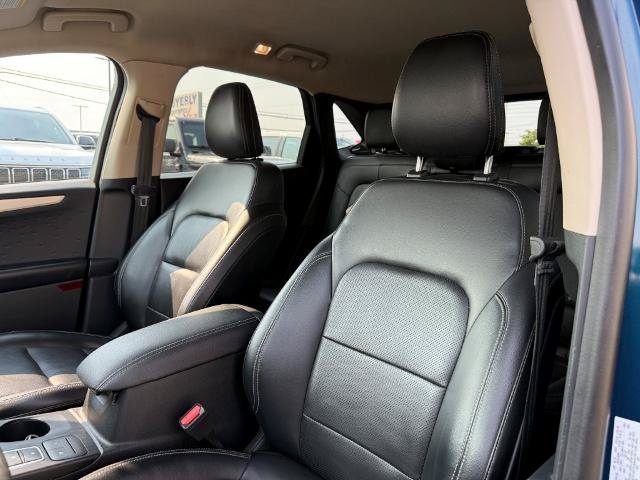 Certified 2020 Ford Escape SEL FWD image 15