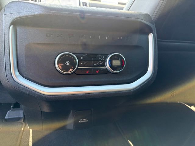 Certified 2025 Ford Expedition Max Platinum w/ Driver's Package AWD/4WD image 42