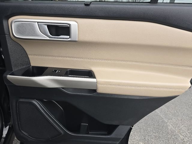 Certified 2023 Ford Explorer Limited w/ Limited Technology Package image 28