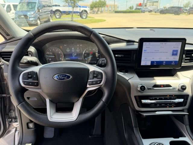 Certified 2023 Ford Explorer XLT RWD image 13