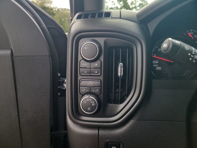 Used 2024 Chevrolet Silverado 1500 Custom Trail Boss AWD/4WD image 15