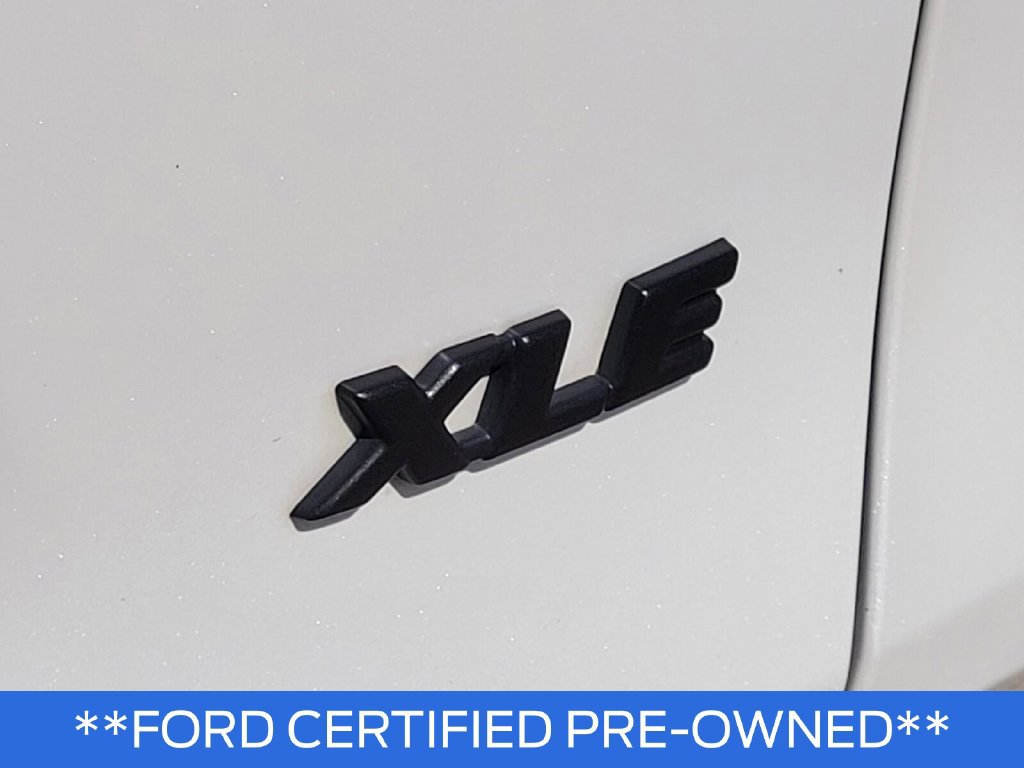 Used 2024 Toyota RAV4 XLE Premium FWD image 8