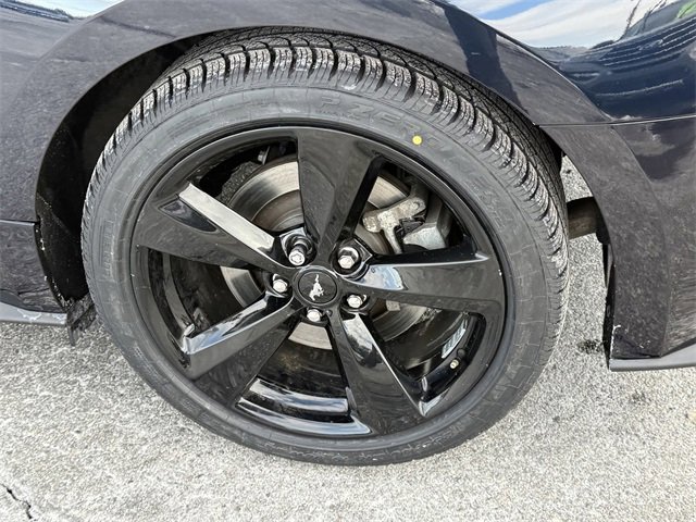 Certified 2021 Ford Mustang GT Premium w/ Equipment Group 401A image 5