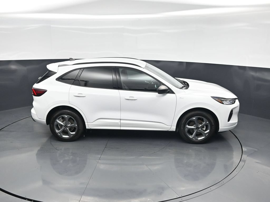 Certified 2023 Ford Escape ST-Line w/ Tech Pack #1 AWD/4WD image 52