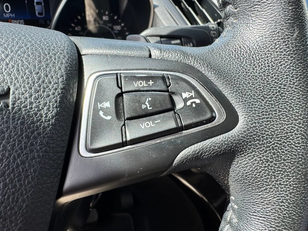 Certified 2017 Ford Escape Titanium FWD image 26