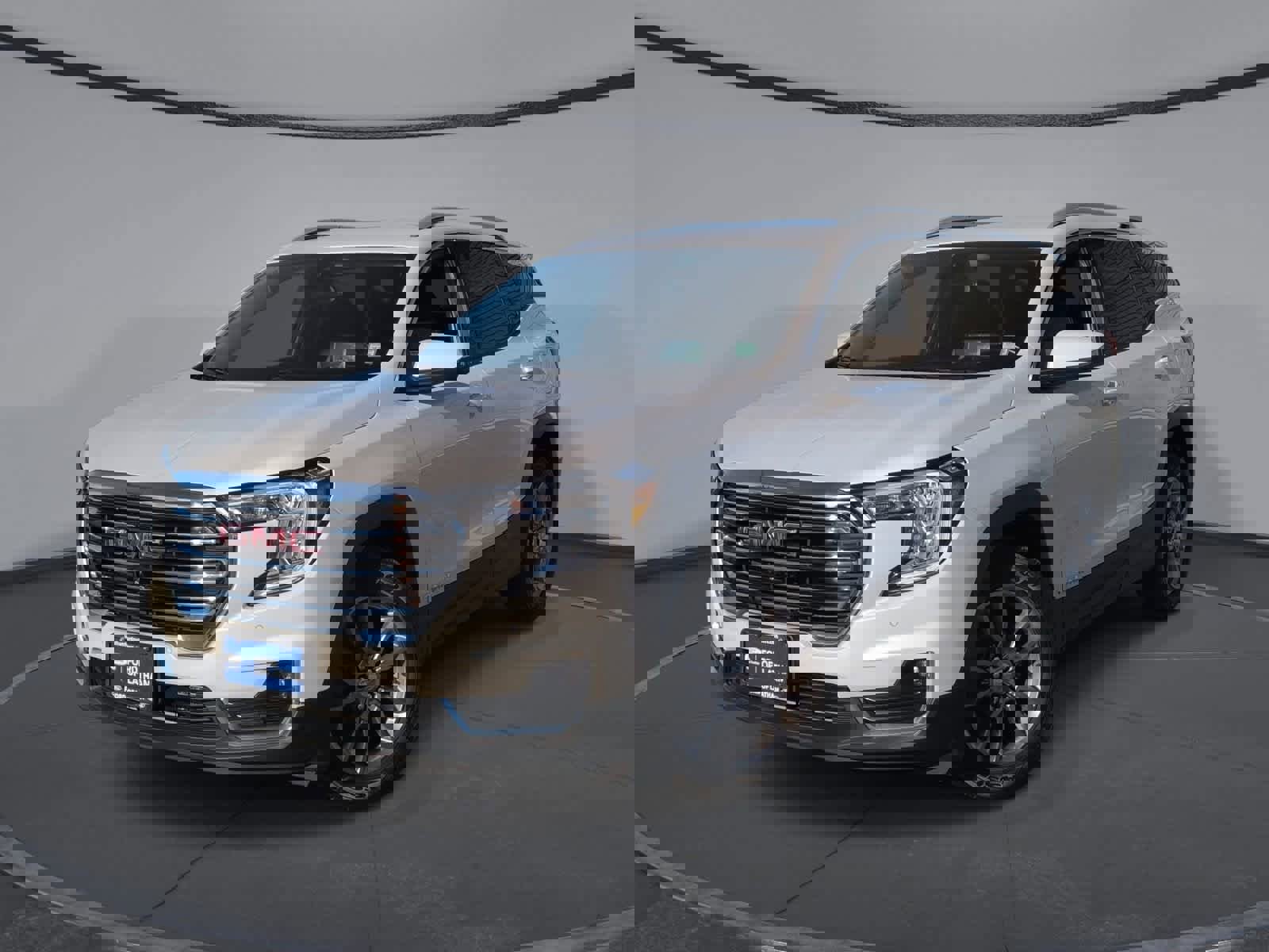 Used 2022 GMC Terrain SLT w/ Infotainment Package II image 1