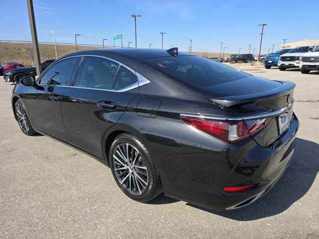Used 2022 Lexus ES 350 w/ Premium Package FWD image 5