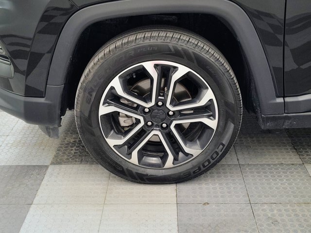 Used 2022 Jeep Compass Limited AWD/4WD image 13