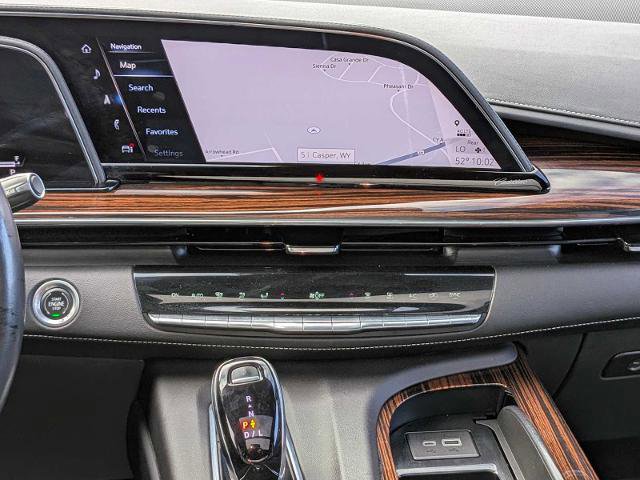 Used 2022 Cadillac Escalade Premium Luxury image 36