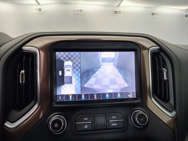 Used 2019 Chevrolet Silverado 1500 High Country w/ Technology Package AWD/4WD image 3