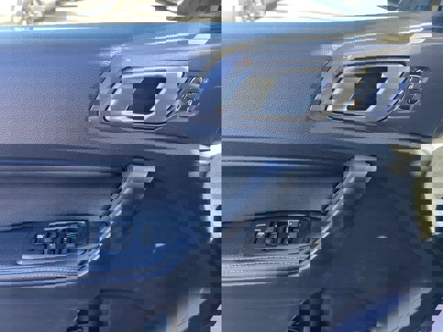 Certified 2019 Ford Ranger Lariat w/ Equipment Group 501A Mid image 10