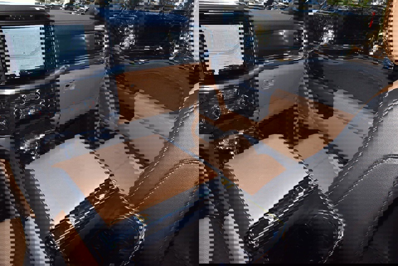 Certified 2023 Ford F150 Lariat w/ Equipment Group 502A High image 17