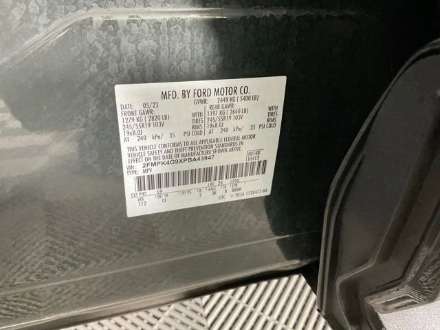 Certified 2023 Ford Edge SE w/ Black Appearance Package image 26