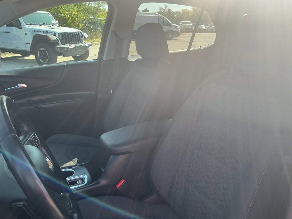 Used 2022 Chevrolet Equinox LT FWD image 24