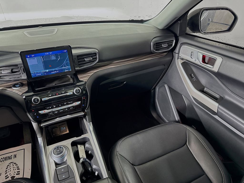 Certified 2022 Ford Explorer Limited w/ Equipment Group 301A image 25