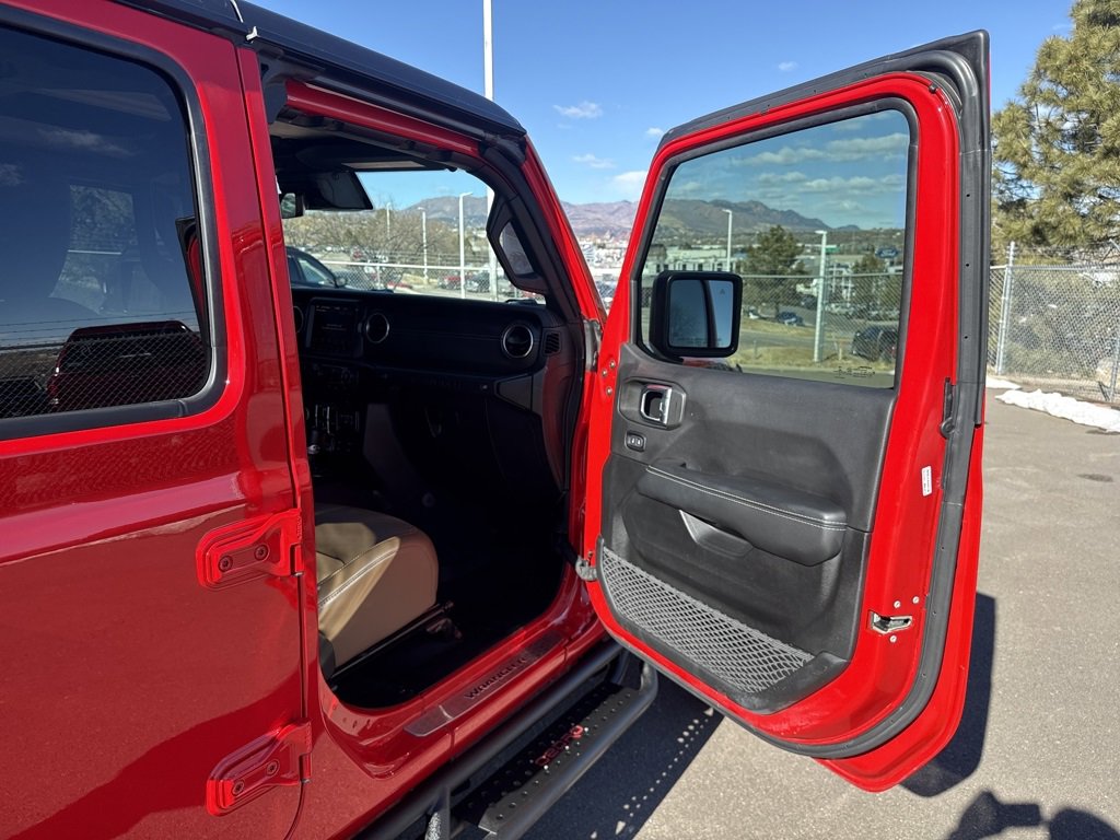 Used 2021 Jeep Wrangler Unlimited Rubicon 4xe w/ Dual Top Group image 29