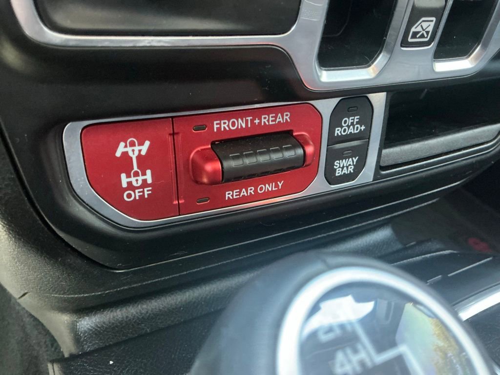 Used 2020 Jeep Gladiator Rubicon AWD/4WD image 36