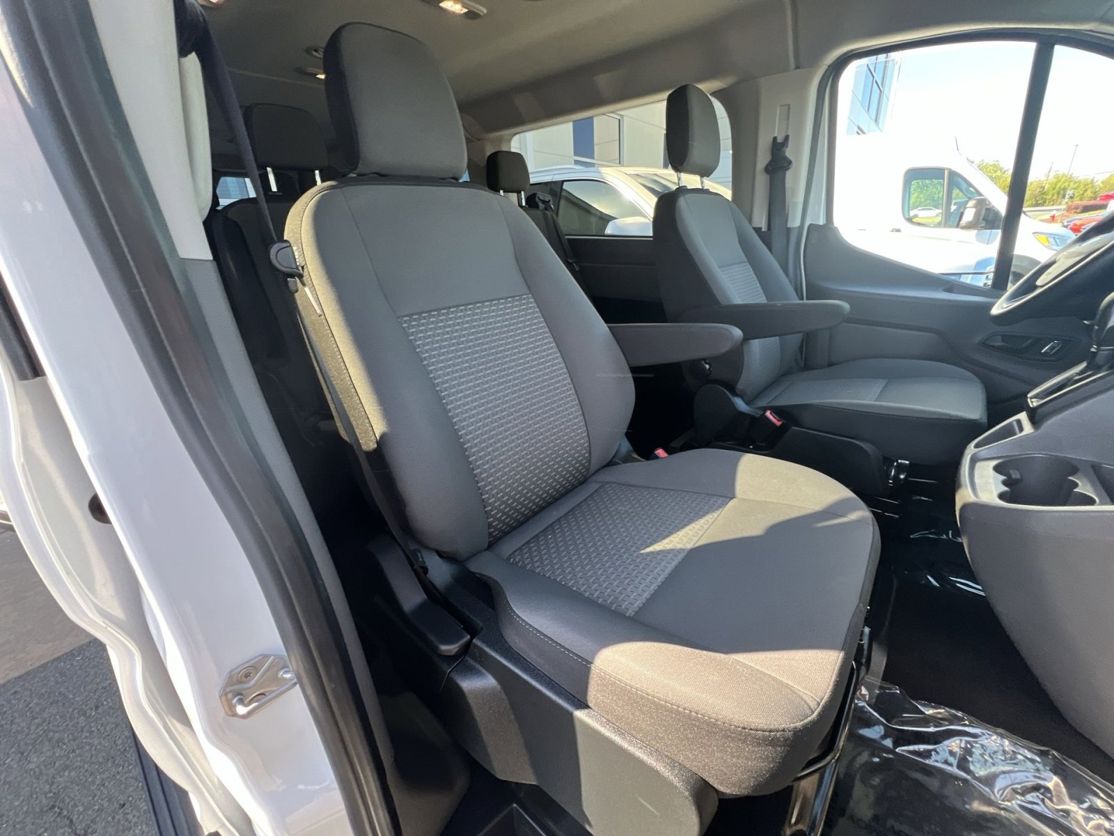 Certified 2025 Ford Transit 350 XLT RWD image 35