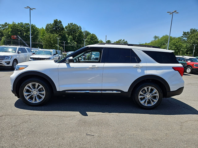 Certified 2023 Ford Explorer XLT w/ Equipment Group 202A AWD/4WD image 6
