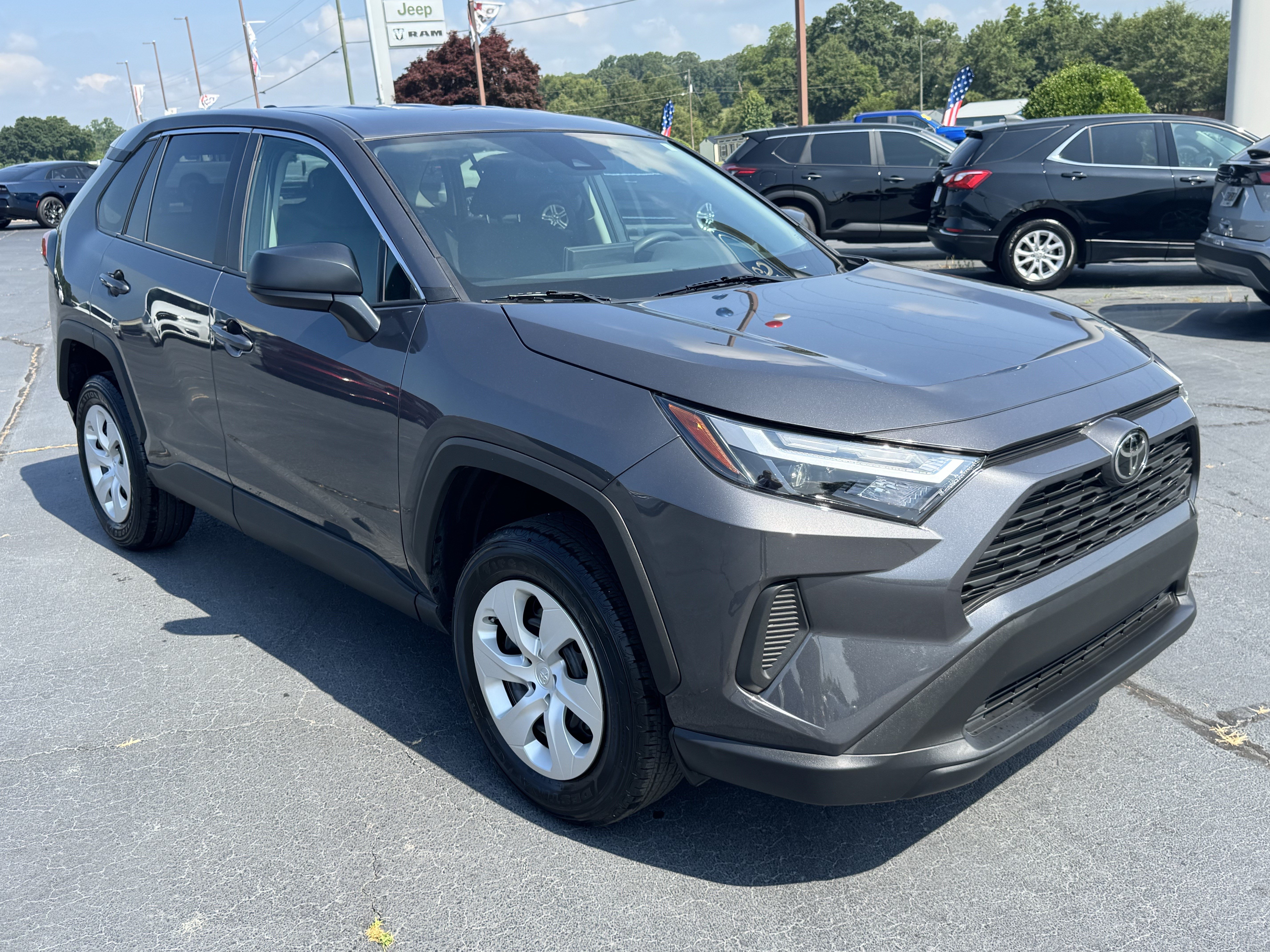 Used 2024 Toyota RAV4 LE FWD image 4