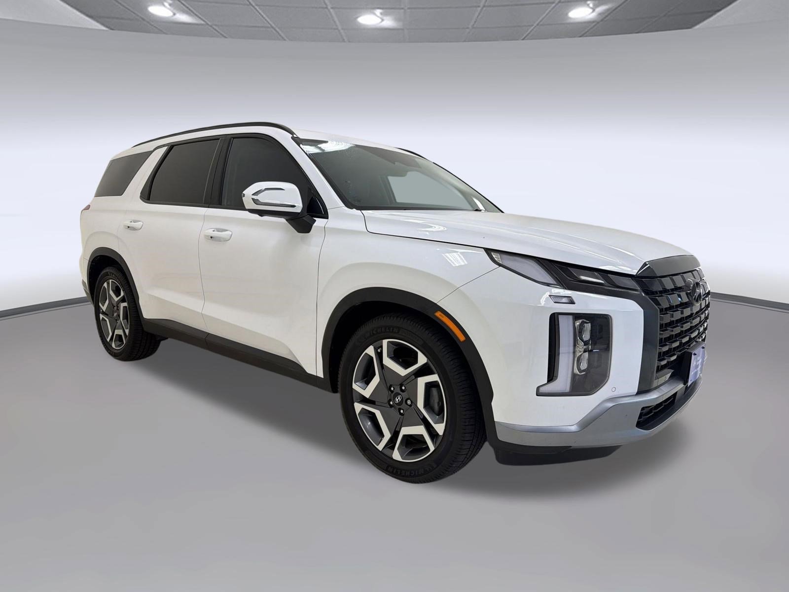 Used 2024 Hyundai Palisade Limited FWD image 7