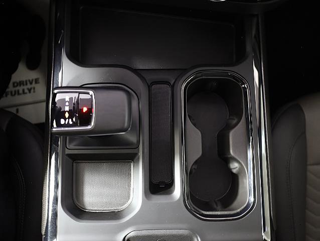 Used 2024 Chevrolet Silverado 1500 ZR2 w/ Technology Package image 16