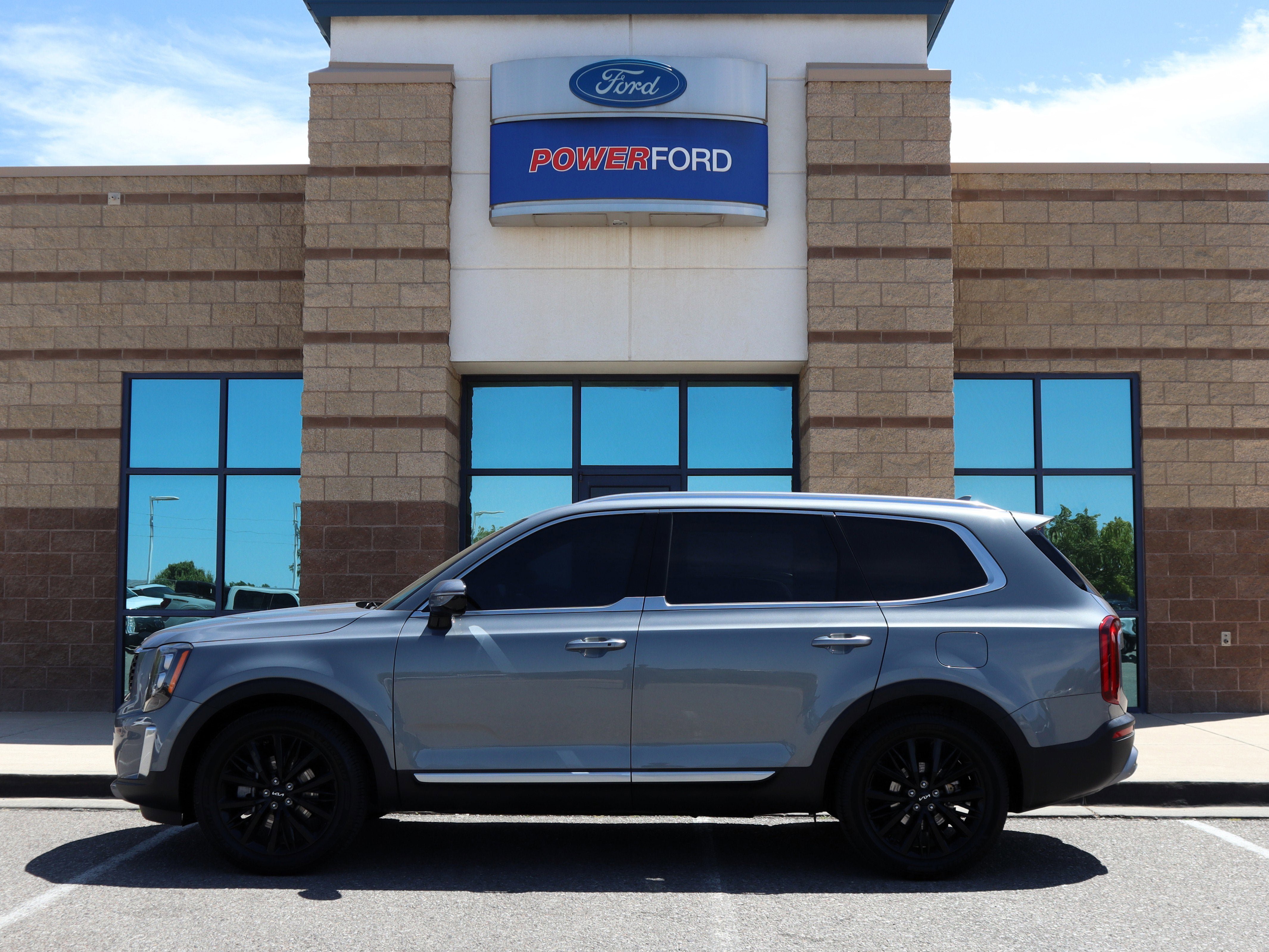 Used 2022 Kia Telluride SX FWD image 9