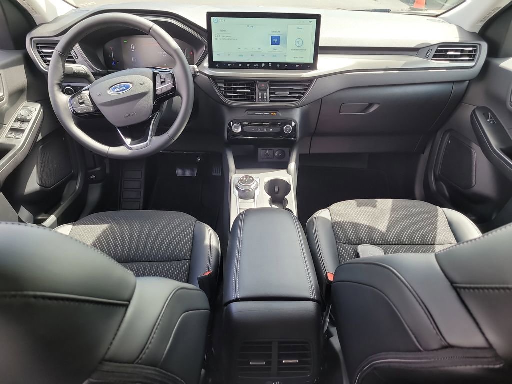 Certified 2026 Ford Escape SE image 12