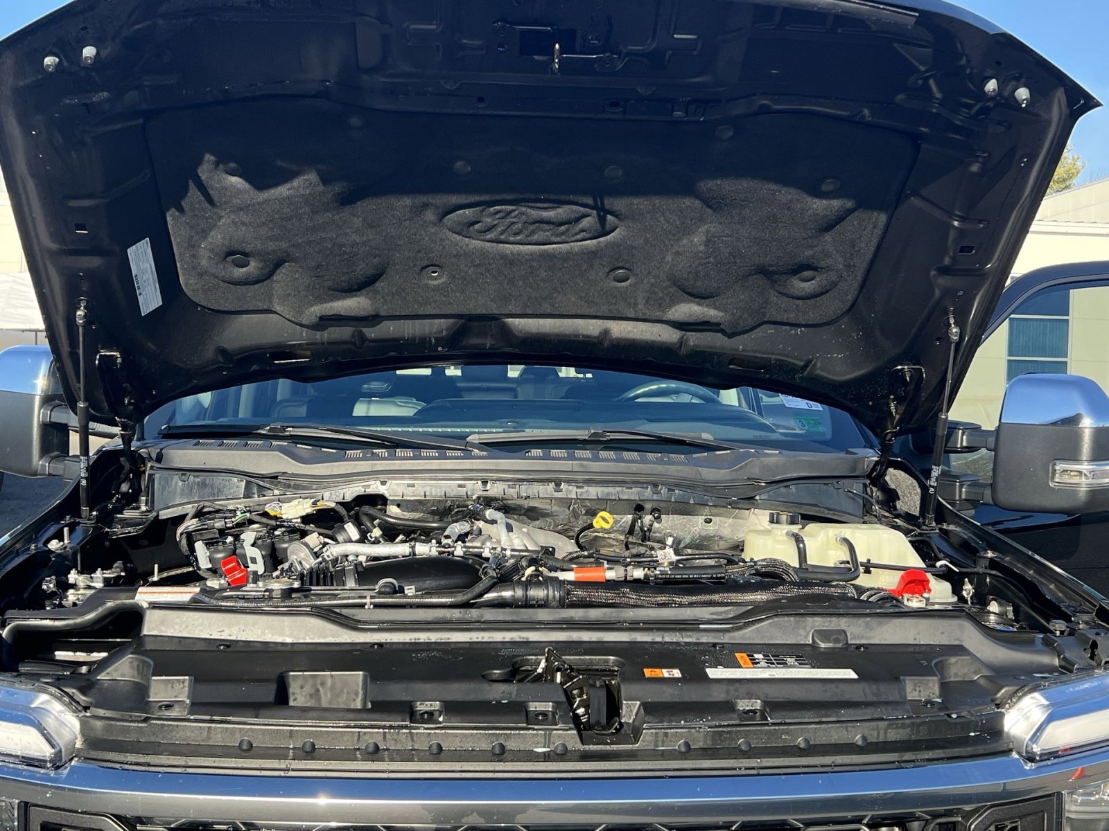 Certified 2024 Ford F350 Limited w/ FX4 Off-Road Package image 28