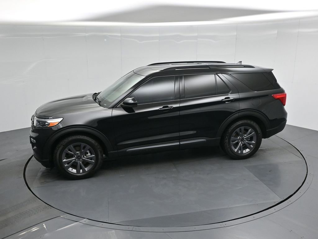 Certified 2023 Ford Explorer XLT w/ Equipment Group 202A image 50