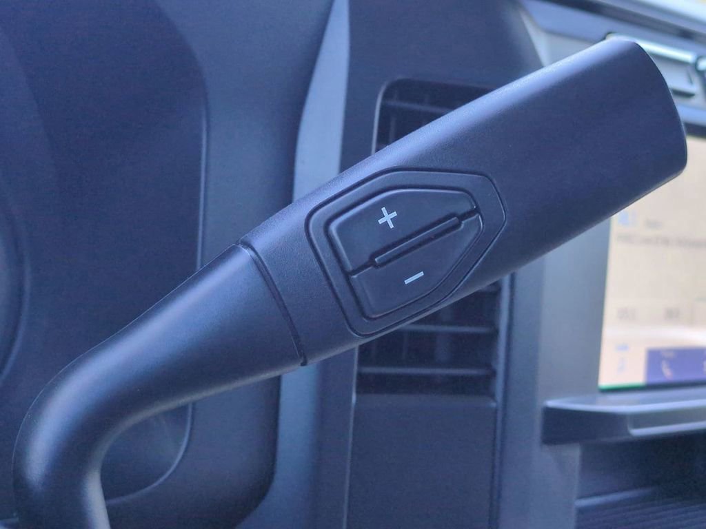 Certified 2023 Ford F250 XL w/ XL Chrome Package image 28