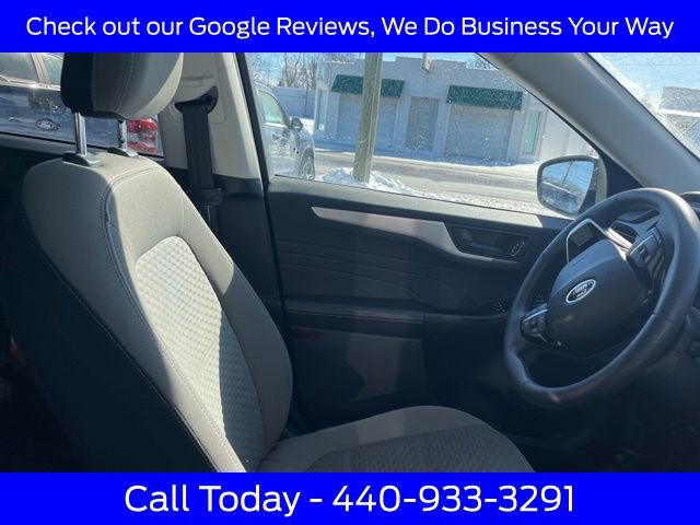 Certified 2022 Ford Escape SE w/ Cold Weather Package image 12