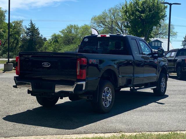 Certified 2023 Ford F350 Lariat w/ FX4 Off-Road Package AWD/4WD image 4