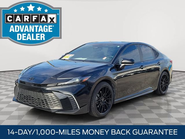 Used 2025 Toyota Camry SE w/ Convenience Package FWD image 3