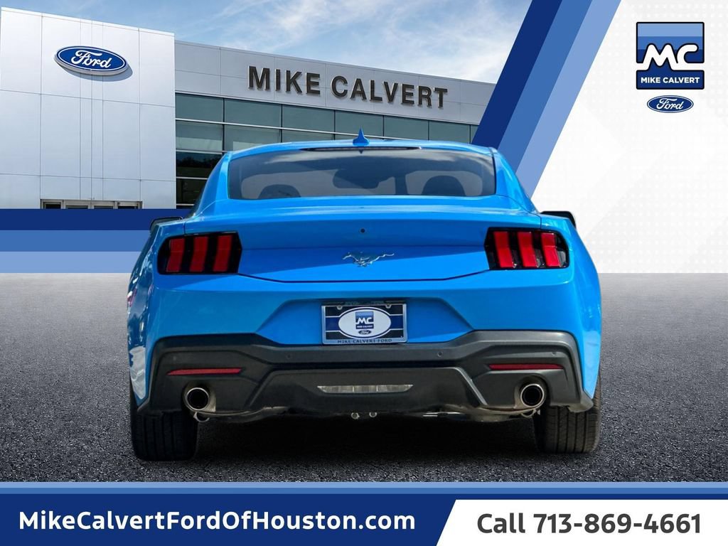 Certified 2025 Ford Mustang Coupe RWD image 4