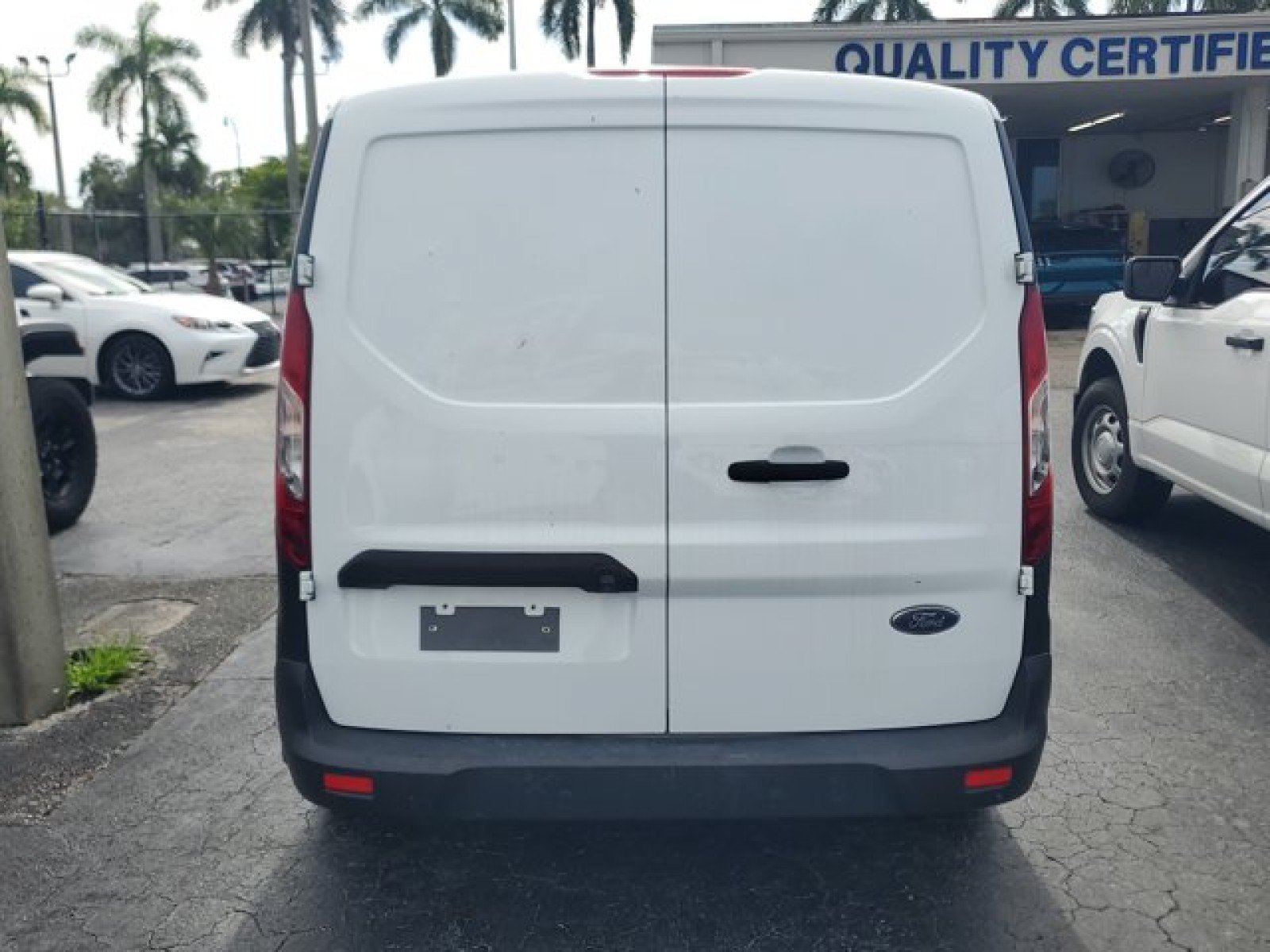Certified 2021 Ford Transit Connect XL FWD image 7