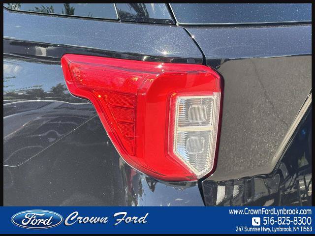 Certified 2023 Ford Explorer XLT w/ Equipment Group 202A AWD/4WD image 9