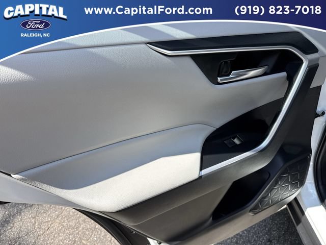Used 2023 Toyota RAV4 XLE w/ Convenience Package AWD/4WD image 17