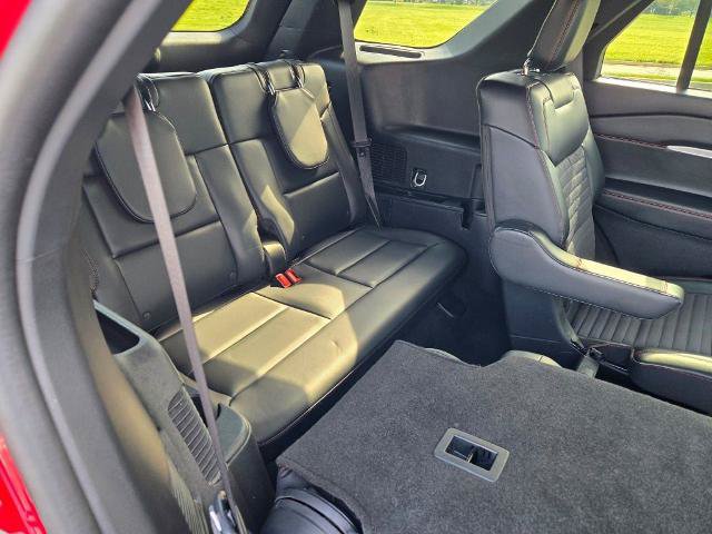 Certified 2025 Ford Explorer ST-Line AWD/4WD image 12