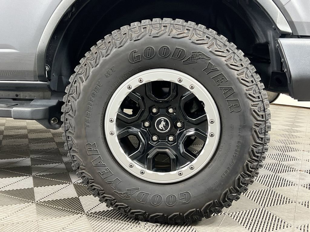 Certified 2022 Ford Bronco Outer Banks w/ Sasquatch Package image 35