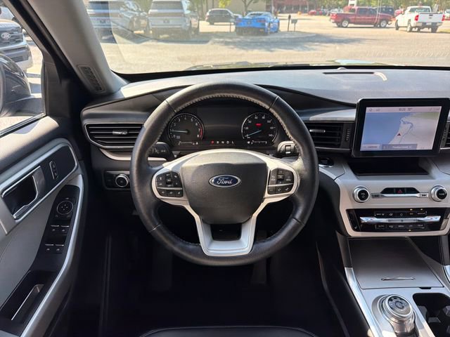 Certified 2023 Ford Explorer XLT w/ Equipment Group 202A AWD/4WD image 16