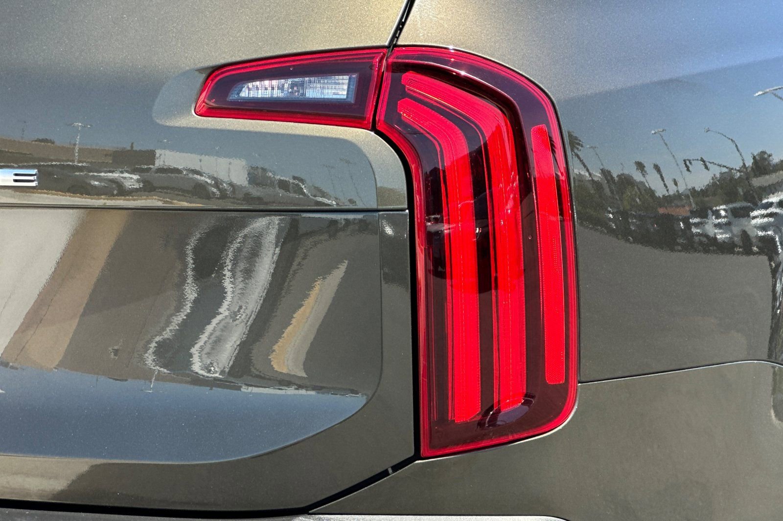 Used 2022 Kia Telluride EX w/ Towing Package FWD image 28