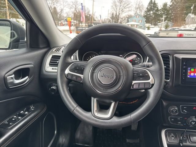 Used 2018 Jeep Compass Sport w/ Tech Group FWD image 22