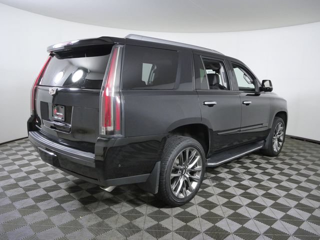 Used 2020 Cadillac Escalade Luxury w/ Escalade Sport Edition AWD/4WD image 9