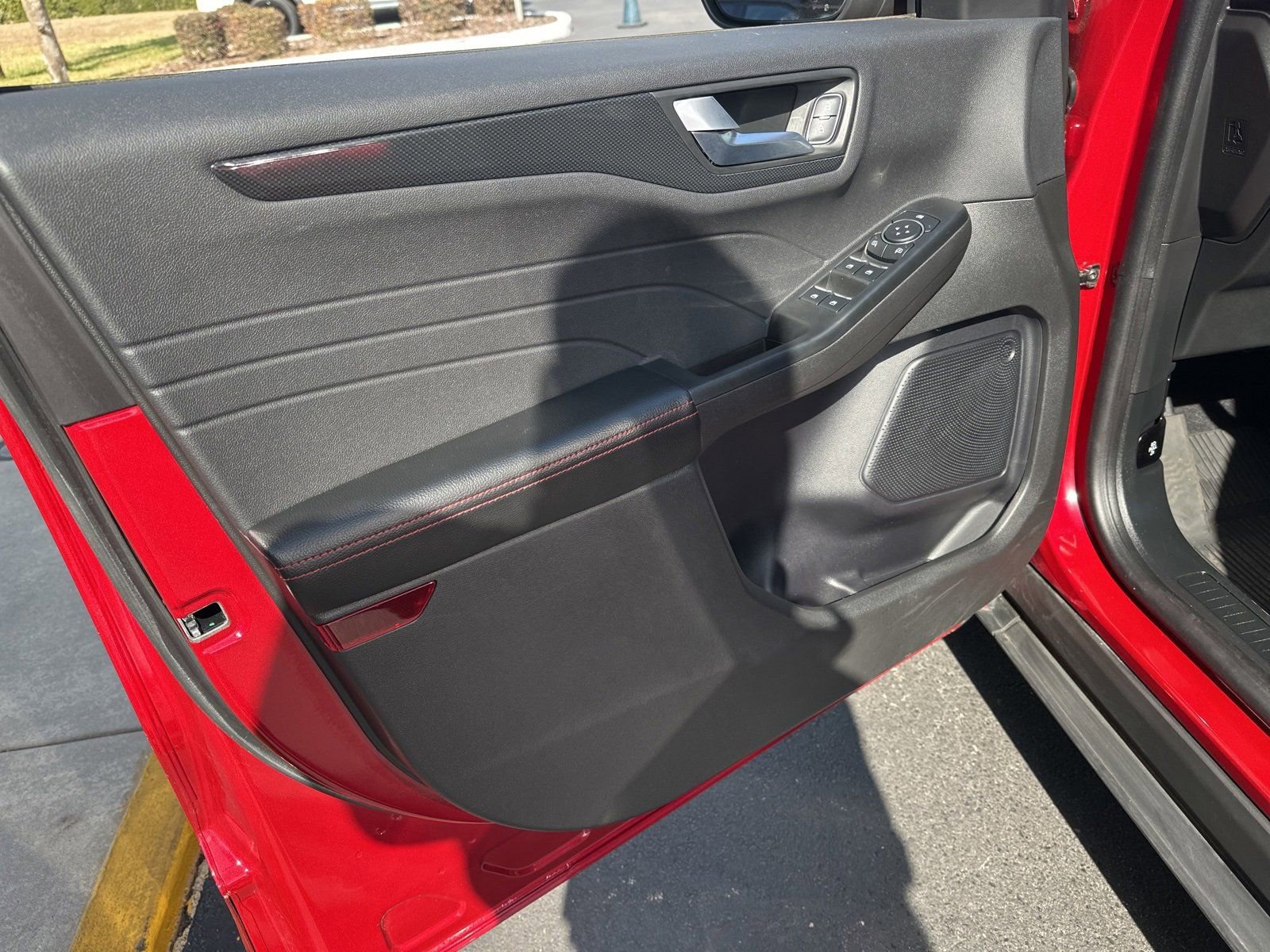 Certified 2023 Ford Escape ST-Line w/ Tech Pack #1 image 15