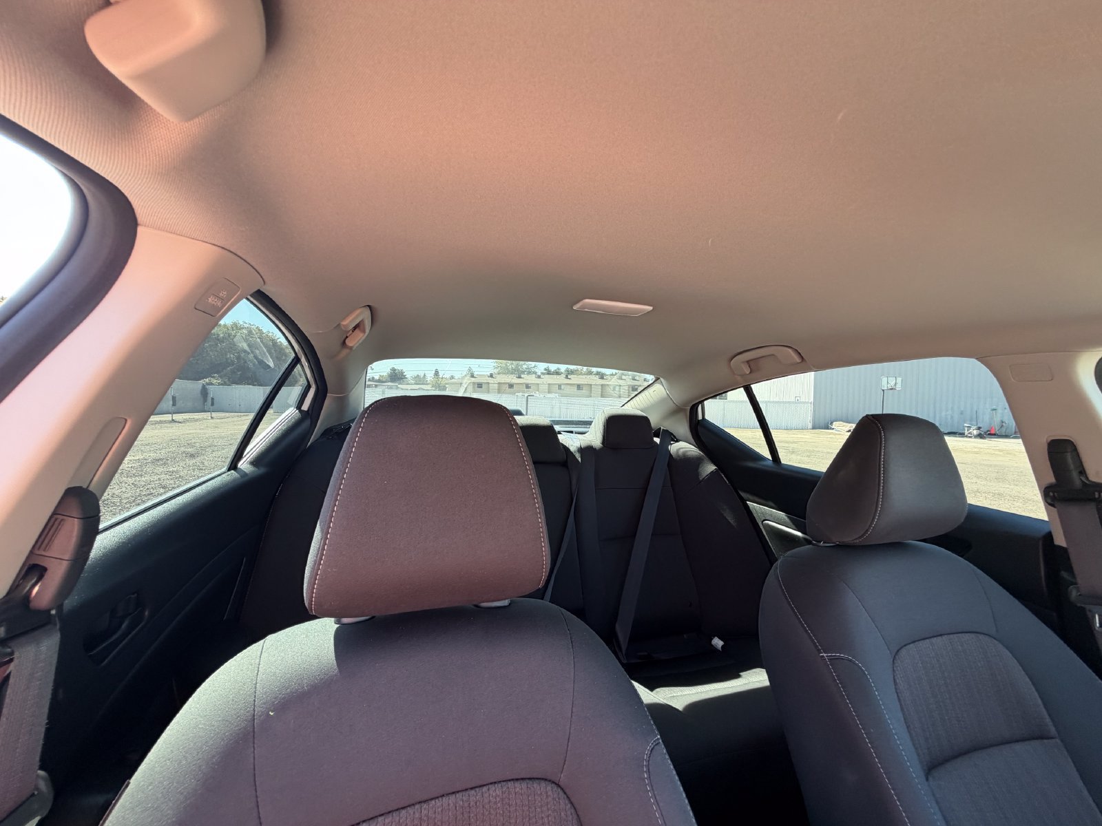 Used 2024 Nissan Altima 2.5 SV FWD image 19
