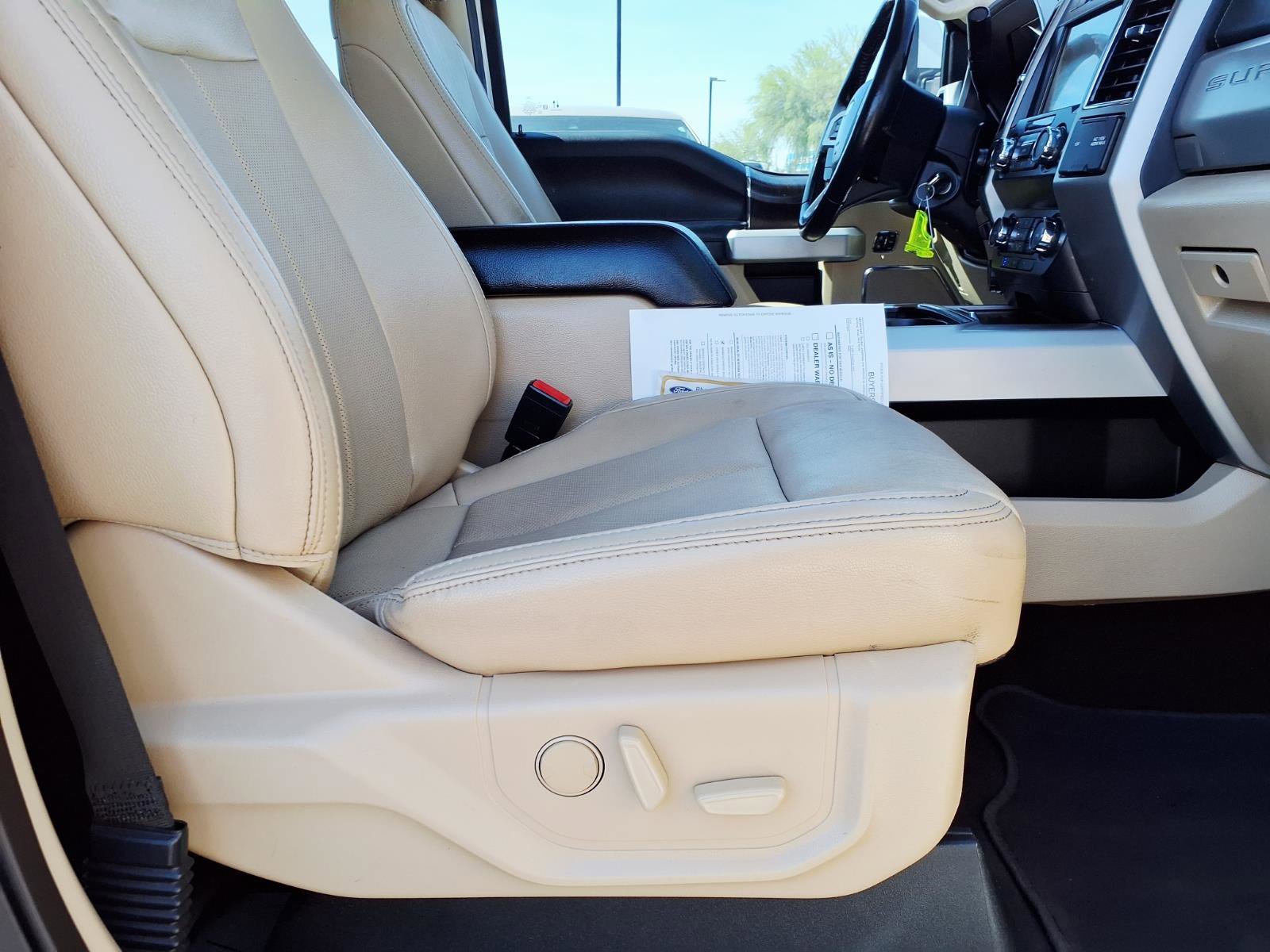 Certified 2021 Ford F250 Lariat w/ Lariat Value Package AWD/4WD image 11
