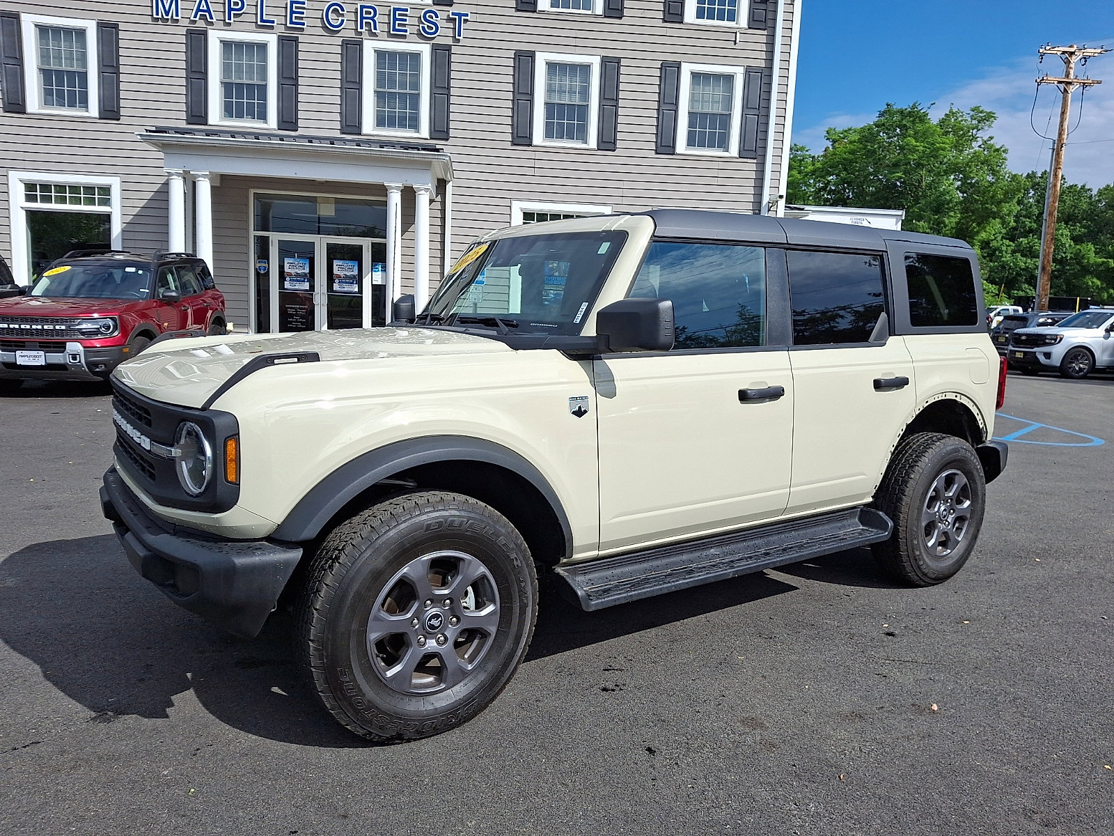 Certified 2025 Ford Bronco Big Bend AWD/4WD image 1