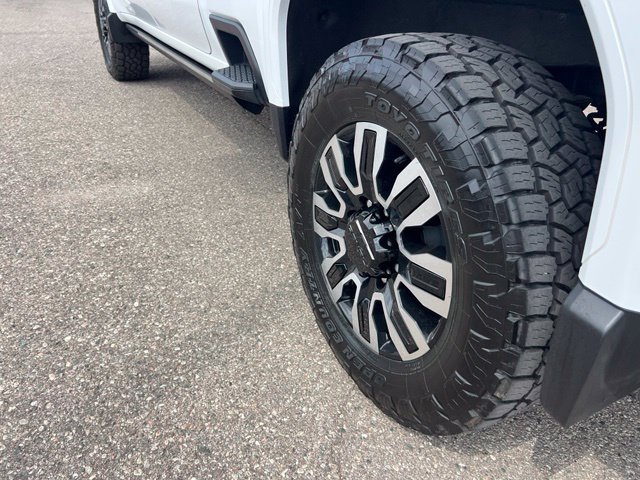 Used 2024 GMC Sierra 3500 Denali Ultimate AWD/4WD image 34